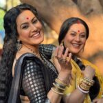 Kamya Punjabi Instagram - When sonagachhi and Bagchi comes together 😄😄😄 . . . . . . . . . . #beauties #masti #funshoot #pagalpanti #indianattire #saree #sareelove #colorstv #neerjaeknayipehchaan #neerjaeknayipehchaan #didun #moushmibagchi #aninditasinha #aninditachatterjee #kamyapunjabi