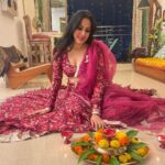 Kamya Punjabi Instagram – खुशियों का त्योहार सबको मुबारक हो ❤️ 

@aachho