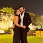 Kanchi Kaul Instagram – Suits that slay, love that stays, and a sprinkle of holiday mischief. Naughty and nice wrapped up in the magic of Christmas. 🎅🏼❤️🔥 #SleighingItTogether #tistheseason #merrychristmas