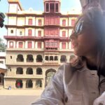 Kanchi Kaul Instagram - #indore diaries ….. #history #holkarpalace #incredibleindia #wanderlust #marathaempire #300yearsago #rajwada