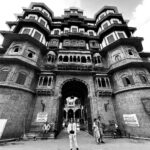 Kanchi Kaul Instagram – #indore diaries ….. #history #holkarpalace #incredibleindia #wanderlust #marathaempire #300yearsago #rajwada