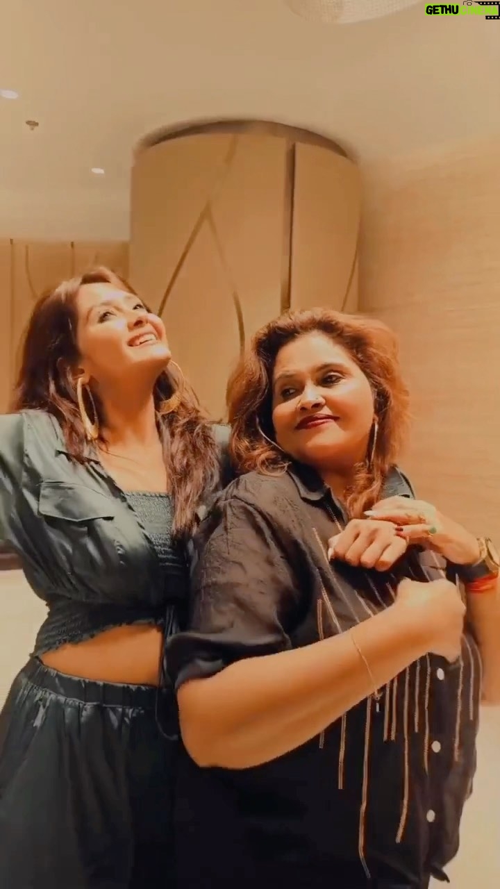 Kanchi Singh Instagram - Happy friendship day… my best friend forever #friendship #momdaughter #forever #momanddaughter#reelsindia#reelitfeelit#reelsinstagram