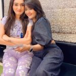 Kanchi Singh Instagram – There is never a dull moment with her
.
.
@tanyasharma27 ♥️
.
.
#reelsinstagram #reel#instafun #tanyasharma #kanchisingh #reelitfeelit #reelsvideo #instagood