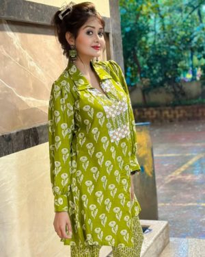 Kanchi Singh Instagram - Today💚 #ethinickindaday