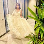 Kanchi Singh Instagram – Keeping our Indian traditions alive… One lehenga at a time. 🤍😉
#indianwear#lehenga#love
.
.

Styled by:- @yashasvisingh19
Wearing:- @charmisdesign