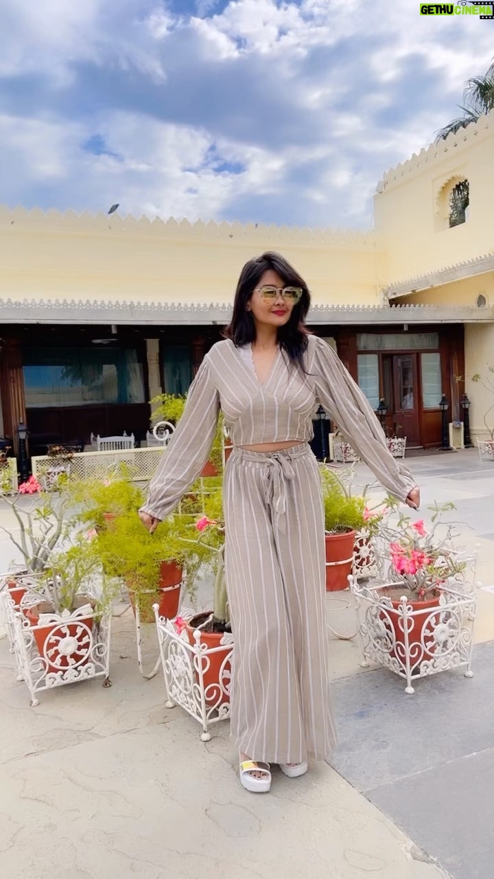 Kanchi Singh Instagram - #happy#satisfied#gratitude