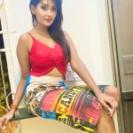 Kanchi Singh Instagram - Was just feeling Hot 🔥 . . prime early access is on 22nd and Amazon great indian festival starts from 23rd September in their #AmazonGreatIndianFestival #AmazonSeLiya #HarPalFashionable #AmazonFashion #AmazonBeauty @amazonfashionin