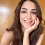 Kanikka Kapur Instagram - For all those who need to hear this today. You are beautiful. You are magic. You are enough. All my love 🤍