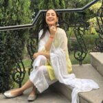 Kanikka Kapur Instagram - Let Go(d) 🕊️