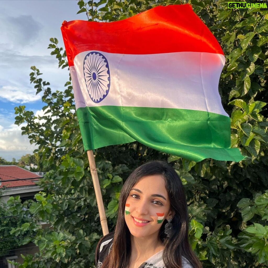 Kanikka Kapur Instagram - Happy 75 years of freedom, India!