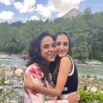 Kanikka Kapur Instagram - Happy birthday my 🫀🌎 🌌