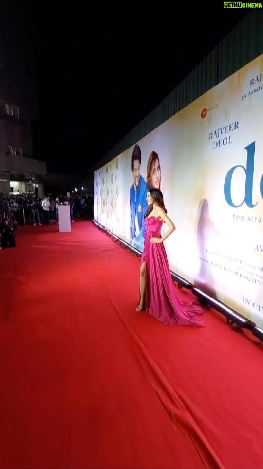 Kanikka Kapur Instagram - We are just getting ⭐️ted. So grateful! #donothefilm Styled by: @anamikajain__ Assisted by :@cosmo_bydivya Make up by : @khan_makeover_0001 Hair by : @supriya____tambe Outfit by : @worldofasra Jewellery by: @hybajewels Footwear by : @oceedeeshoes