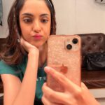 Kanikka Kapur Instagram - Dekha ki nahi? Immature 3 on Amazon Prime! 🍿 @omkarkulkarni1507 @naman.33 @chinmay_chandraunshuh_ @deepakmishra18 @himika_bose @daisykhatri9 @bhaatu @anandeshwardwivedi @pracheen_peg @prakharshrma07 @iamvaibhv @arunabhkumar @koshyvijay @shreyansh.pandey