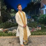 Karan Sharma Instagram - Vibe 🥰 .. #festival #season #traditional #karansharma . Designed by @satvastudios Styling by @ravina__rajput6 @virdikanika