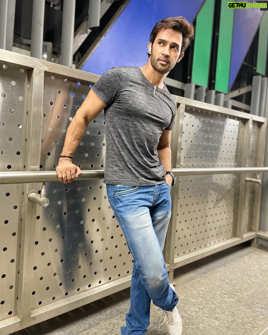 Karan Sharma Instagram - Ishq jaisa kuch ❤️#karansharma #ishqjaisakuchsong
