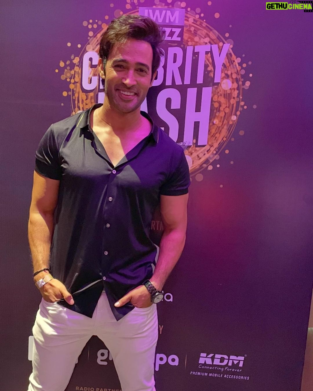Karan Sharma Instagram - Had great time in IWM BUZZ party - Thanks for the invite @iwmbuzz . Met many of my missing friends today ππ.. unki pics next post main π ! . . #karansharma #iwmbuzz #party #fun #friends