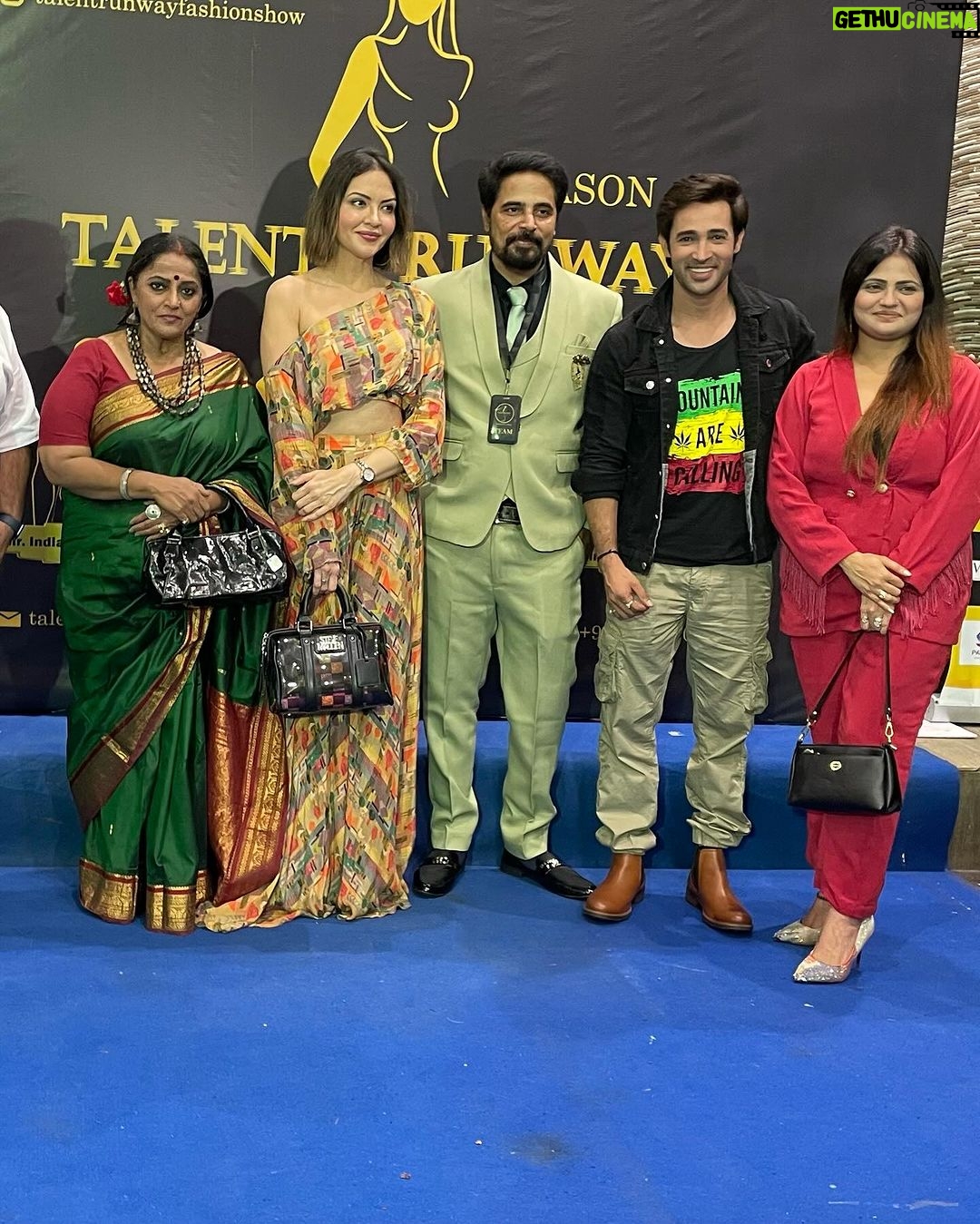 Karan Sharma Instagram - A night to remember - Best wishes to @talentrunwayfashionshow @abhi1_15 .. glad we met again 😃❤️@vividhakirti .. c ya soon !