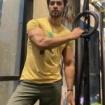 Karan Sharma Instagram - Khali bali ❤️😉. #nofilter #nomakeupmakeup . . . #karansharma #motivation #khalibali #bodybuilding #mensstyle