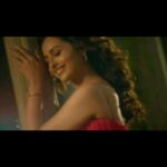 Karishma Sawant Instagram – #Tomyfirstshow Today I complete my journey as Aarohi in Yeh Rishta Kya Kehlata Hai. On this day I would like to take a moment and express my thoughts and emotions out loud. 
It was an honour to start my journey my first show as an actor in the most iconic show with the most renowned and respected producer sir @rajan.shahi.543 @directorskutproduction who saw the potential in me, took a leap of faith and gave me the  best show I could ask for that forever will be a huge part of my life no matter where I go. 
Thankyou to my directors @rishimandial @raampandey30 @romeshkalra @vishal.desai13 who always had my back during my growth as an actor. 
Immensely grateful to have danced on the traditionally beautiful songs of yrkkh which I will miss so much . Badhai ho badhai being one of my favourites. Will forever cherish the memories created on set with my lovely co actors. 
Thankyou @starplus @bhavnawritervyas 
Last but not least my fans who witnessed the character of Aarohi starting as an immature impulsive brat to a matured and sorted single mother. Always showered me with their love and support. We have a long way to go together and so I end this note on saying until next time. ❤️ 
video credits – @karishmascoco