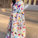 Karishma Sawant Instagram – Reposting ☺️ because the audio was taken down🥺💙
PS – Instagram added the watermark on its own🤷🏻‍♀️