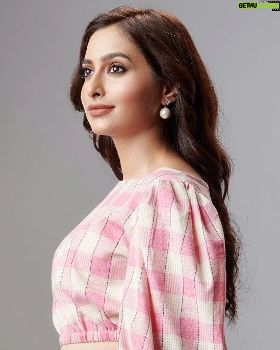 Karishma Sawant Instagram - Don't stumble over something "behind" you