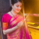 Karunya Ram Instagram - May this festival of light bring u all more joy and prosperity… happy Deepawali everyone… 🩷❤️🫶🏼✨💥 : : #karunyaram