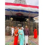 Karunya Ram Instagram - Om Namo Venkateshaya 🙏🏻🩵🤍🧡Govinda Govinda 🙏🏻🫶🏼🧿 : : : #karunyaram #milkybeautykarunyaram #thirupati Tirupathi Venkateshwara Temple