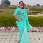 Karunya Ram Instagram – Going with the trend 🩵🤍🧡
:
:
#karunyaram #milkybeautykarunyaram #saree #sareelove #treding #viralreels