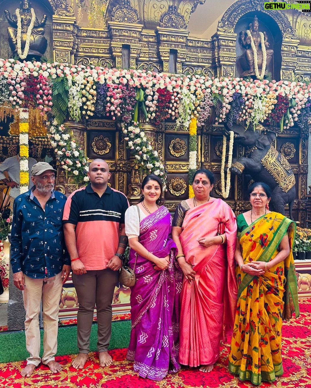 Karunya Ram Instagram - Divine mood feel the spirituality vibes belive in yourself 🙏🏻 💜🤍 : : : #karunyaram #milkybeautykarunyaram Adichunchanagiri Temple