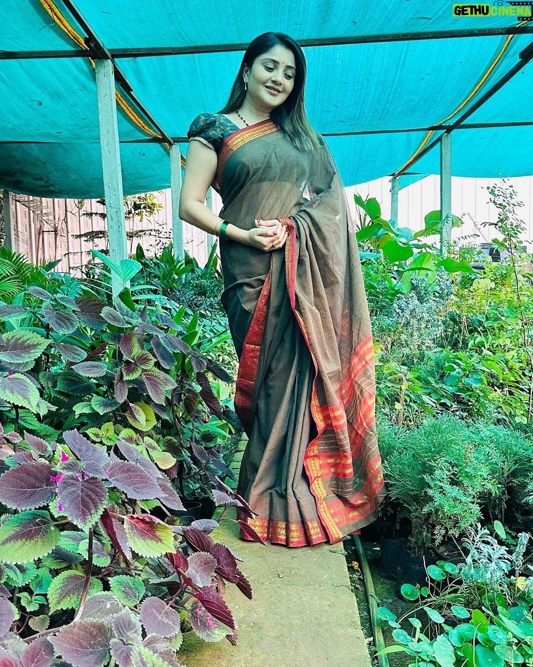 Karunya Ram Instagram - πΏππͺ΄ : : #karunyaram #milkybeautykarunyaram #plants