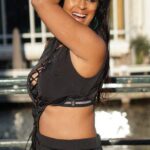 Kashmera Shah Instagram – Hope you like it #kashmerashah #europe #bollywood #bollywoodsongs #bollywoodstyle #bollywoodmovies #bollywoodmovies #bollywoodactress #movies #bollywooddance #girlstrip