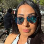 Kashmera Shah Instagram – First Live from Amsterdam #kashmerashah @saraarfeenkhan @munishakhatwani #europe #amsterdam #netherlands #europe #kittycats #travel #bucketlist Amsterdam, Netherlands