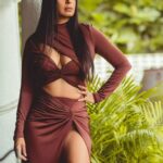 Kashmera Shah Instagram – Enjoying the atmosphere of sexiness 😍 #sexymom#responsiblemom#lovelymom#prettykash#gorgeous