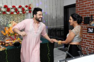 Kashmera Shah Instagram - Happy Ganesh Chaturti everyone @krushna30 #krishaangksharma #rayaanksharma #kashmerashah #krushna. The beautiful clothes of Rayaan Krishaang and Krushna were done by a talented designer @anjali_lilaria