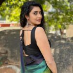 Kasthuri Shankar Instagram – One day to christmas…..

#sareeswag #desibeauty #kasthuri #hourglassbody #sareeswag #desibeauty #tamizhponnu #teluguactress #gruhalakahmi