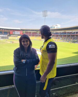 Kavitha Gowda Instagram - KCC match #chinnaswamistadium 
#kadambalions @chandan_kumar_official