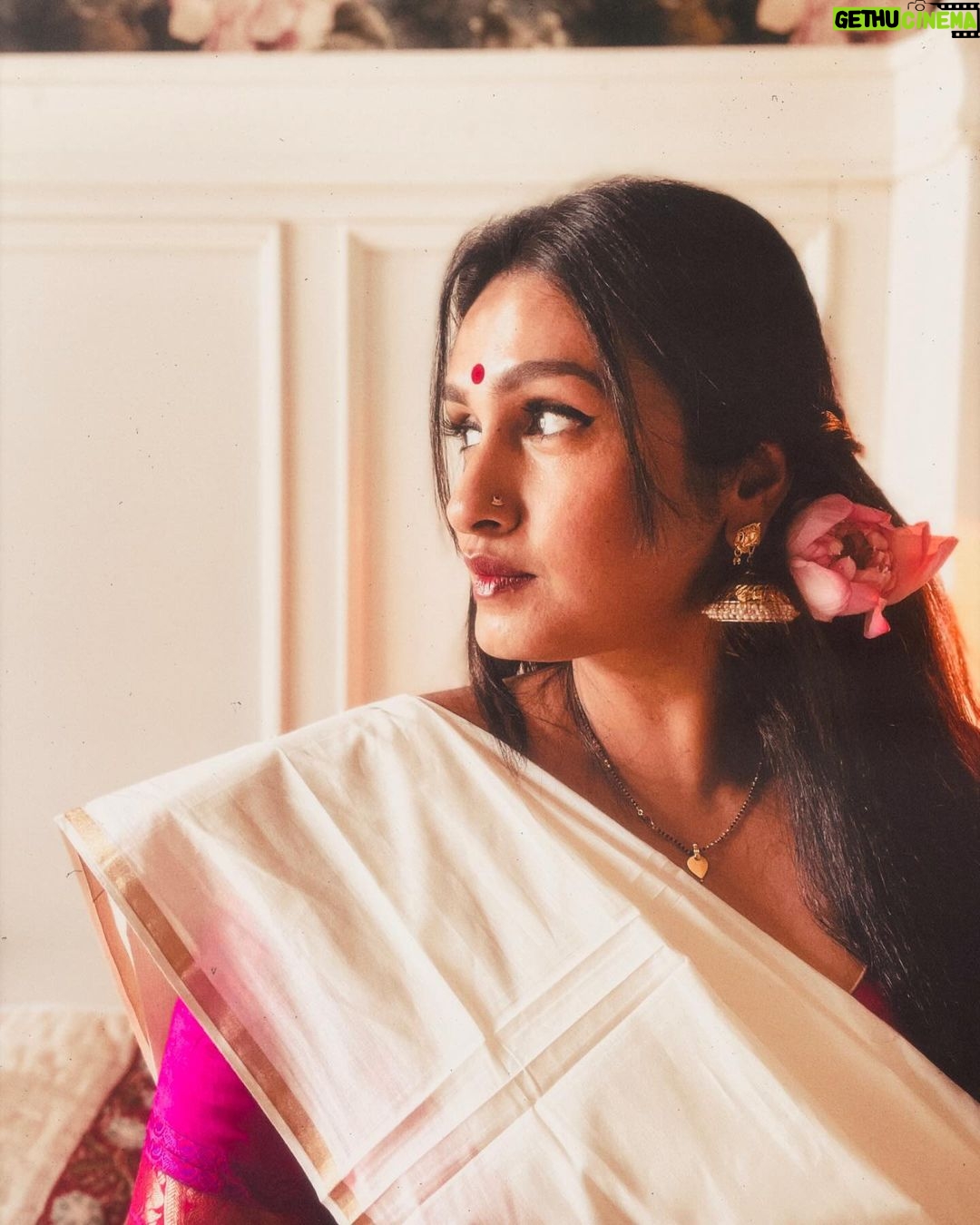 Kavitha Nair Instagram - Progression-Gaze
