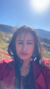 Kavitha Nair Instagram - :) #utharakhand #auli #winterbegins #pahaditemple