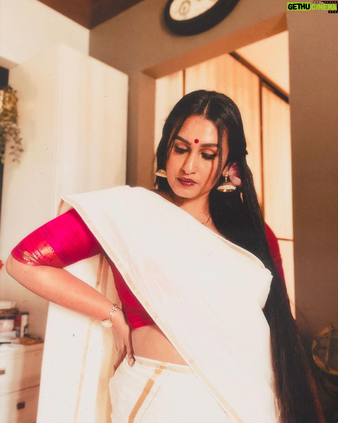 Kavitha Nair - 7.2K Likes - Hours after this, there was an eye surgery, so couldn’t post the pictures. Oh this was Onam btw 😅🫶🏼♥️