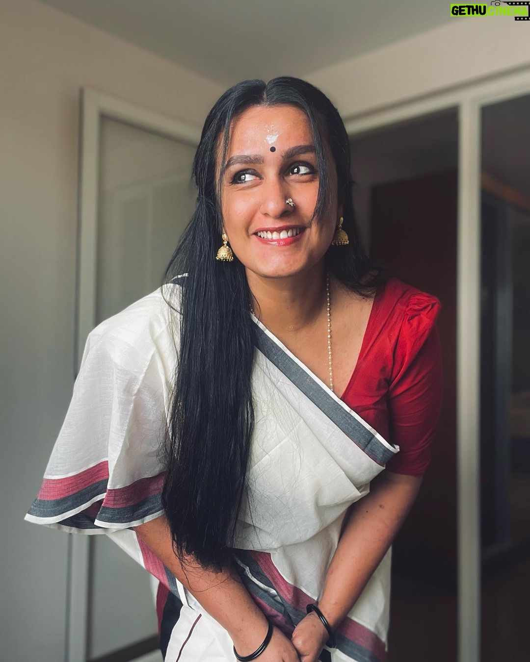 Kavitha Nair - 6.3K Likes - ♥️☺️
@naithubysruthiprasanth ♥️