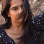 Kavya Kalyanram Instagram – Feeling very Merry 🌲 🧁 🍭 🎈 
Merry Christmas ♥️