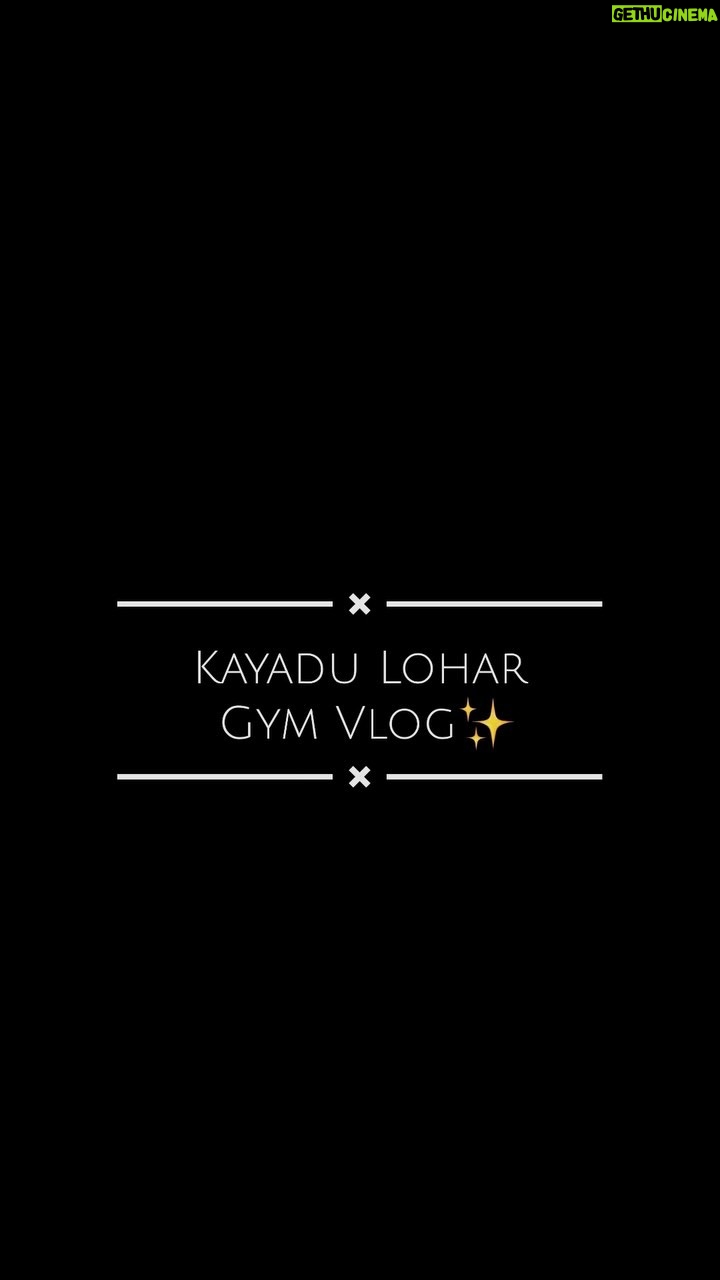 Kayadu Lohar Instagram - Welcome to my first mini vlog 🫰🏻✨🐥