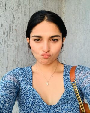 Kayadu Lohar Instagram - all i gotta do is me. 🐥