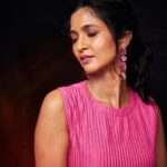 Keerthi Pandian Instagram - #Kannagi Promotions 💗 Styling: @_ragambigaa_ Photography: @arungnanavel Outfit: @surmaye_ from @amethystchennai Makeup: @sofdoesmakeup_ from @thebridesbar Hair: @mani_stylist_ Earrings: @deepagurnani from @amethystchennai Footwear: @taaramitraofficial