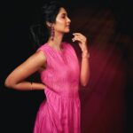 Keerthi Pandian Instagram - #Kannagi Promotions 💗 Styling: @_ragambigaa_ Photography: @arungnanavel Outfit: @surmaye_ from @amethystchennai Makeup: @sofdoesmakeup_ from @thebridesbar Hair: @mani_stylist_ Earrings: @deepagurnani from @amethystchennai Footwear: @taaramitraofficial