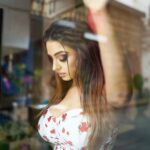Kenisha Awasthi Instagram - Lost inside my mind , It's a prison ,homie ,leave me be . Should you need to find me ..I'll be with the freaks and geeks .. Because madness is where dashes of genius are found, Knowledge is where all the answers are found.