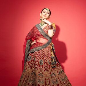 Kenisha Awasthi Instagram - Stills from a recent shoot for the  Bridal wear collection of @paaneri_dadar 

Makeup - @makeover_rituu 

Hair -@sunitahairstylist