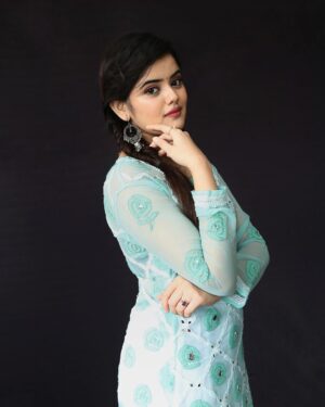 Ketaki Kulkarni Instagram - feeling blue 🩵✨🦋

Wearing @behkiiofficial 
Makeup and hair @glamorous_vanshikajain 
Captured by @the.redframe_ 
Edited by @sk__sunny_007 

#ketakikulkarni #chikankari #kurti #indian #indianwears