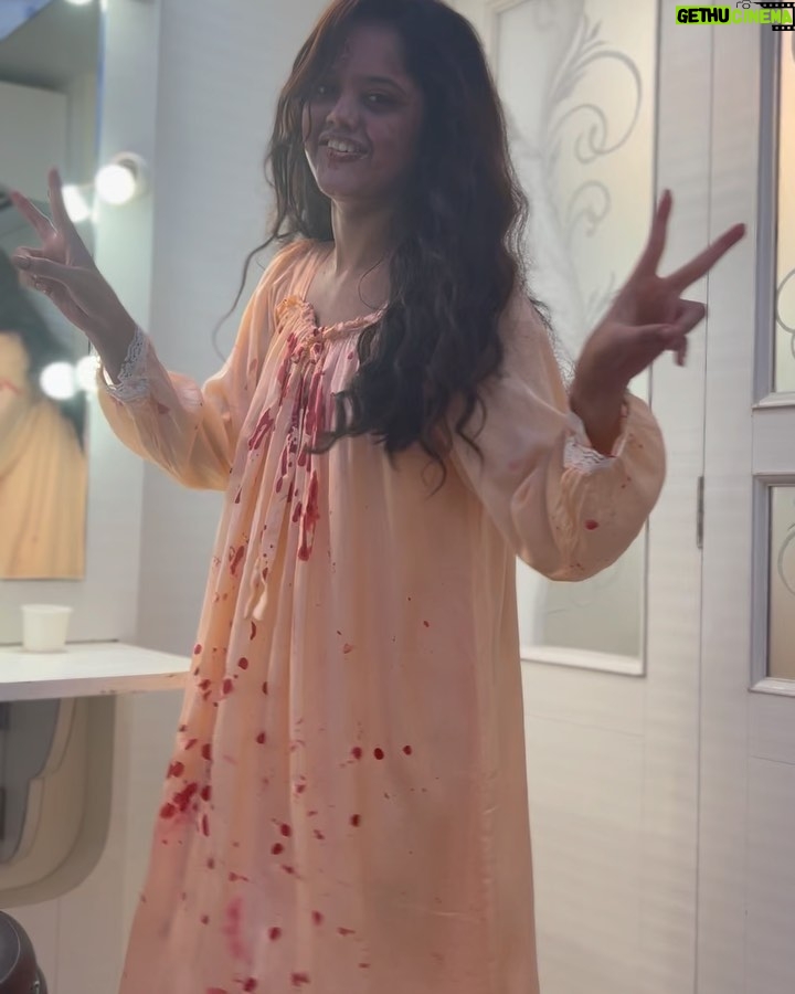 Ketaki Kulkarni - 8.9K Likes - 1920 trending on #1 🤍💃🏻
Have you watched it yet on @disneyplushotstar
If not GO WATCH IT!
#1920onhotstar #1920horrorsoftheheart #aditi #ketakikulkarni #1920