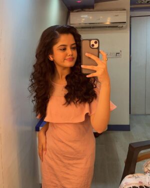 Ketaki Kulkarni Instagram - 1920 trending on #1 🤍💃🏻
Have you watched it yet on @disneyplushotstar 
If not GO WATCH IT! 

#1920onhotstar #1920horrorsoftheheart #aditi #ketakikulkarni #1920